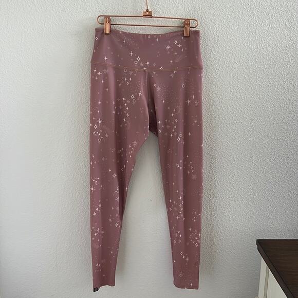 Onzie Hot Yoga High Rise Legging Pink Hue with Star Constellation Print XS - Picture 1 of 8